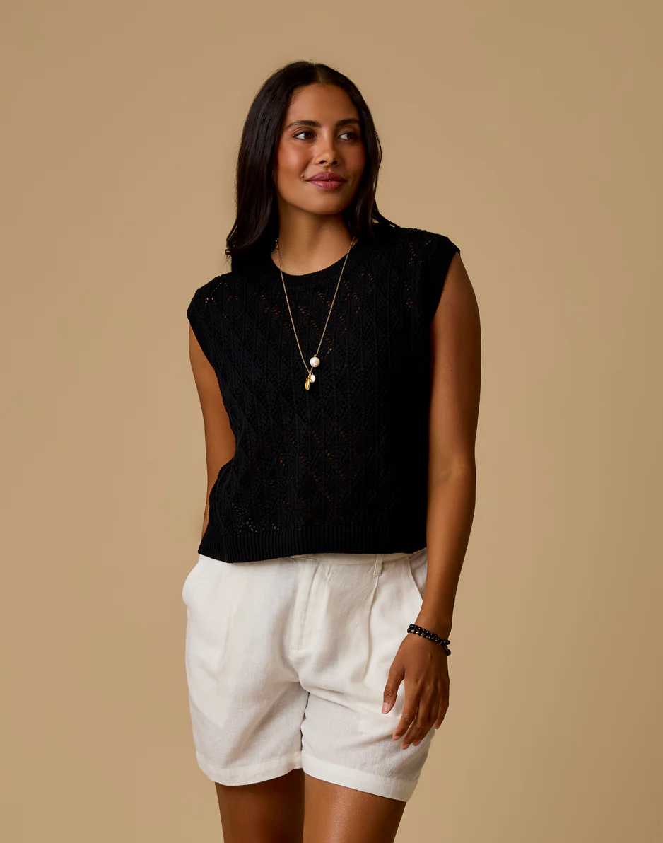 Fox Sweater: Black - Image 3