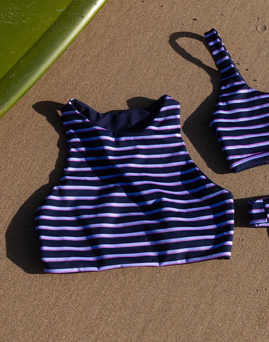 Sanitas Compression Reversible Top: Yachty/Navy - Image 6